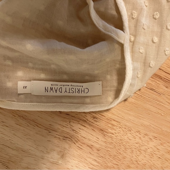 Christy Dawn Embossed Ivory Iris Top XS - Picture 11 of 13